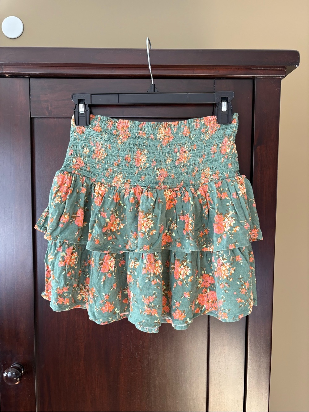 aerie Green Floral Smocked Ruffle Mini Skirt with Coral Flowers